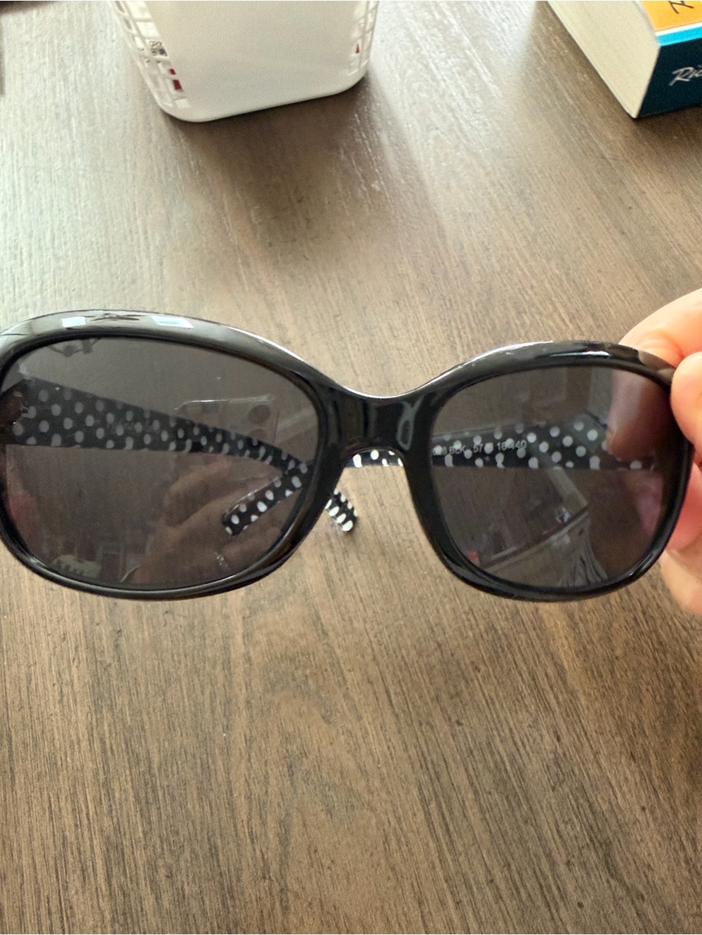 Sydney Love Black Oversized Women's Sunglasses